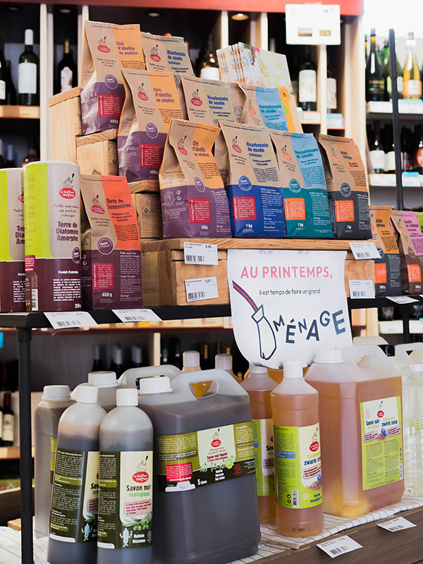 Produits ménagers mis en avant à Otsokop pour le ménage de printemps