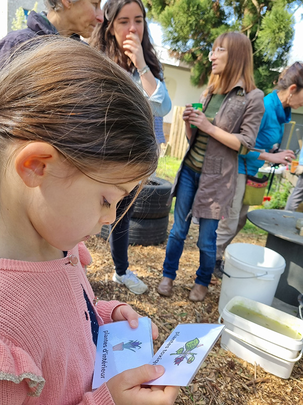 Un atelier pédagogique pour petits et grands au jardin partagé de la citadelle
